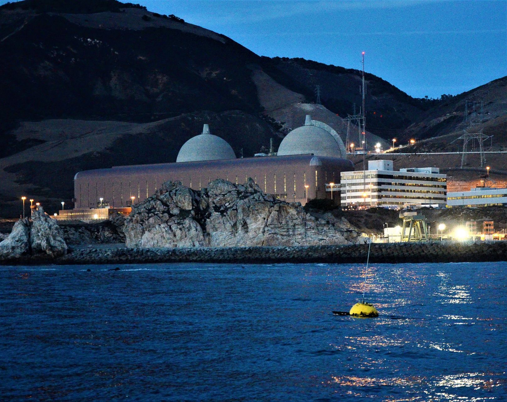 Diablo Canyon waverider buoy 1.jpg